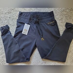 Gymshark Whitney V2 Black Fitted Joggers size Small New With Tags